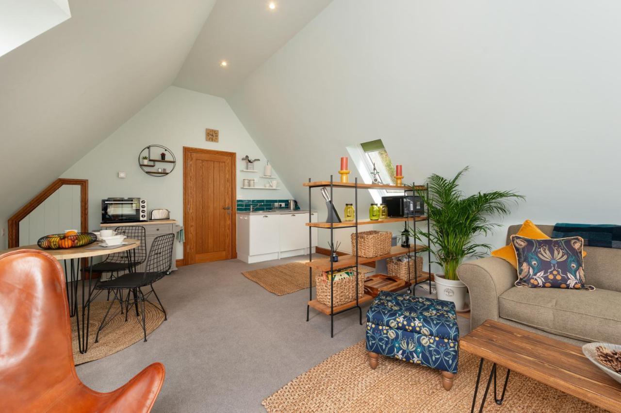 Stunning Studio, * Canterbury